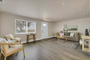 4593 Arboga Rd, Olivehurst, CA 95961 - Photo 10