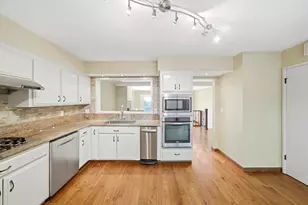 8728 Bluff Ln, Fair Oaks, CA 95628 - Photo 10