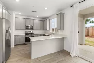 8823 Spencerport Dr, Sacramento, CA 95829 - Photo 8