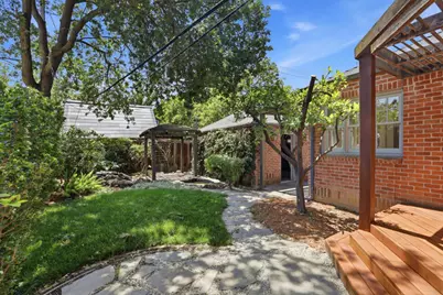 2700 Castro Way, Sacramento, CA 95818 - Photo 30