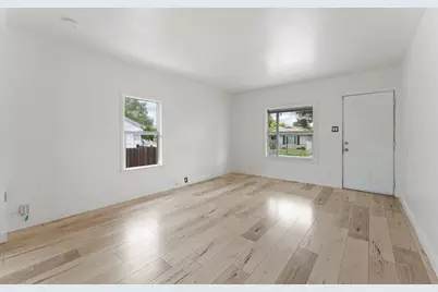 4220 33rd Street, Sacramento, CA 95820 - Photo 6