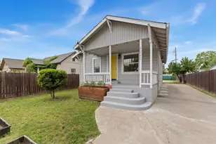 4220 33rd St, Sacramento, CA 95820 - Photo 1