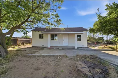 696 Pedersen Rd, Oakdale, CA 95361 - Photo 1