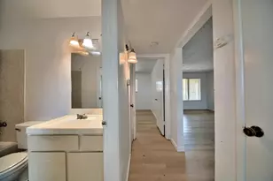 4002 E Dakota Ave, Fresno, CA 93726 - Photo 32