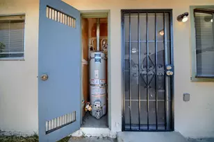 4002 E Dakota Ave, Fresno, CA 93726 - Photo 28