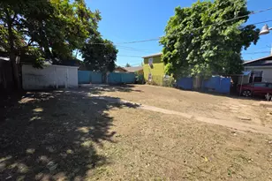 1810 E Flora St, Stockton, CA 95205 - Photo 20