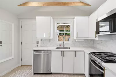 5032 T Street, Sacramento, CA 95819 - Photo 46