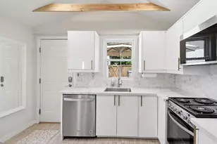 5032 T St, Sacramento, CA 95819 - Photo 46