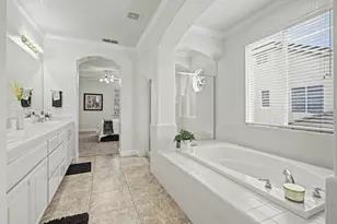 10077 Cristo Dr, Sacramento, CA 95829 - Photo 36