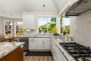 18073 Jayhawk Dr, Penn Valley, CA 95946 - Photo 16