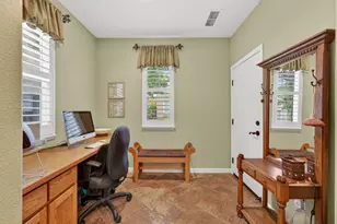 130 Soaring Hawk Ln, Sacramento, CA 95833 - Photo 24
