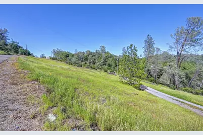 4751 Meadowview Acres Road, Cool, CA 95614 - Photo 18