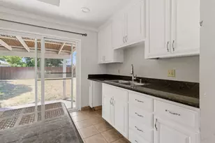 58 E Fargo St, Stockton, CA 95204 - Photo 4