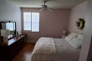 5201 Laguna Oaks Dr, Elk Grove, CA 95758 - Photo 12
