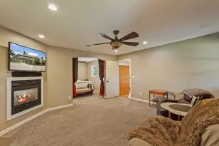 17700 N Kennison Ln, Lodi, CA 95240 - Photo 32