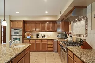 17700 N Kennison Ln, Lodi, CA 95240 - Photo 10