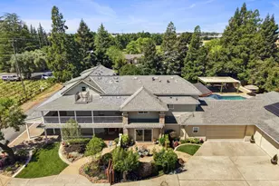17700 N Kennison Ln, Lodi, CA 95240 - Photo 2