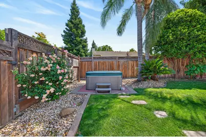 2624 Baybridge Street, Sacramento, CA 95833 - Photo 18
