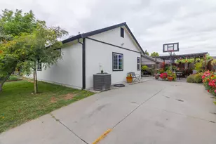 6236 Riverbelle, Rio Linda, CA 95673 - Photo 12