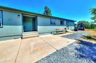 10447 Carlos Ct, Coulterville, CA 95311 - Photo 12