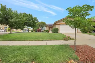 649 Falling Rock Ct, Yuba City, CA 95991 - Photo 2
