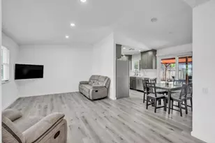 5234 St Moritz Ct, Sacramento, CA 95842 - Photo 6