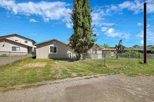 1613 9th Ave, Olivehurst, CA 95961 - Photo 14