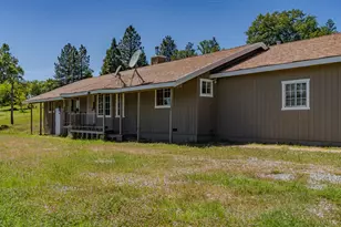 5039 Old Emigrant Trail E, Mountain Ranch, CA 95246 - Photo 8