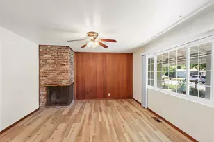 2705 Clover Ln, Sacramento, CA 95821 - Photo 10