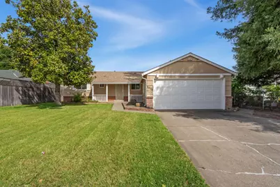 7609 Circle Parkway, Sacramento, CA 95823 - Photo 1