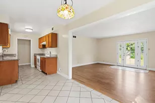 7609 Circle Pkwy, Sacramento, CA 95823 - Photo 10