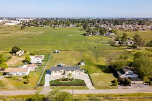8617 Carlisle Ave, Sacramento, CA 95828 - Photo 1