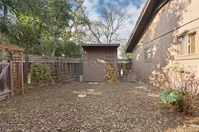 2220 Fernvale Drive, Stockton, CA 95207 - Photo 40
