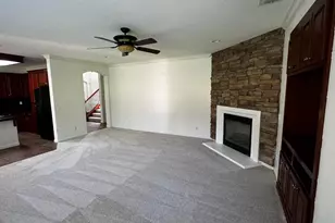 1421 Deepwell Dr, Stockton, CA 95209 - Photo 14