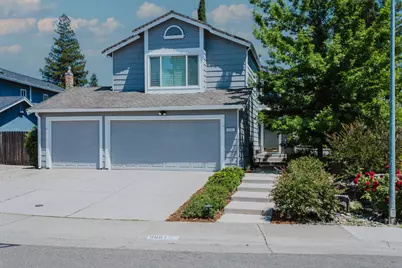 9881 Turtle Dove Court, Elk Grove, CA 95624 - Photo 4