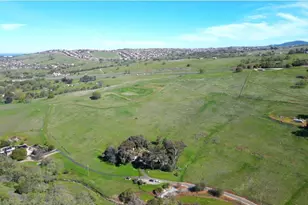 1601 Pheasant Ln, El Dorado Hills, CA 95762 - Photo 2