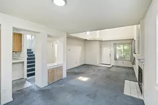6871 Carnation Ave, Sacramento, CA 95822 - Photo 8