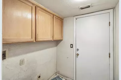 6871 Carnation Avenue, Sacramento, CA 95822 - Photo 40