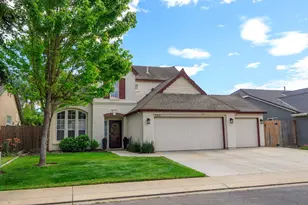 3416 Will Scarlet Way, Modesto, CA 95355 - Photo 2