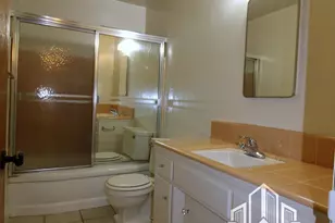 4411 Del Rio Rd, Sacramento, CA 95822 - Photo 56