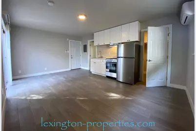 4411 Del Rio Road, Sacramento, CA 95822 - Photo 4