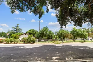 9119 Georgia Ln, Modesto, CA 95357 - Photo 6