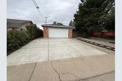 3006 Chestnut Hill Drive, Sacramento, CA 95826 - Photo 2