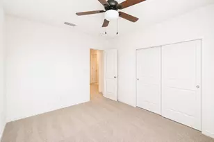 2472 Sweetbay Cir, Tracy, CA 95377 - Photo 18
