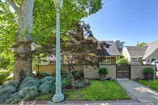 2686 Donner Way, Sacramento, CA 95818 - Photo 2