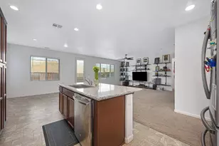21109 Varietal Ct, Patterson, CA 95363 - Photo 14