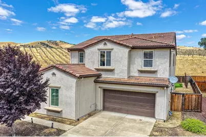 21109 Varietal Court, Patterson, CA 95363 - Photo 2