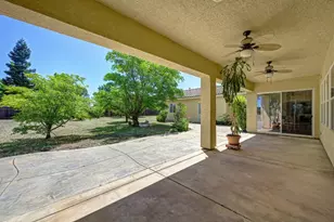 8001 Stallion Way, Sacramento, CA 95830 - Photo 54