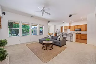 8001 Stallion Way, Sacramento, CA 95830 - Photo 28