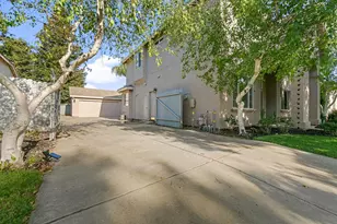 9331 Lakepoint Dr, Elk Grove, CA 95758 - Photo 62